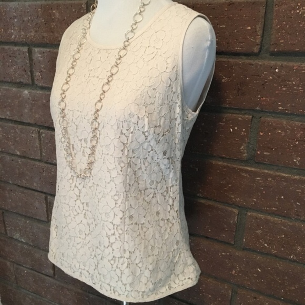 🌟Banana Republic Sleeveless Top🌟